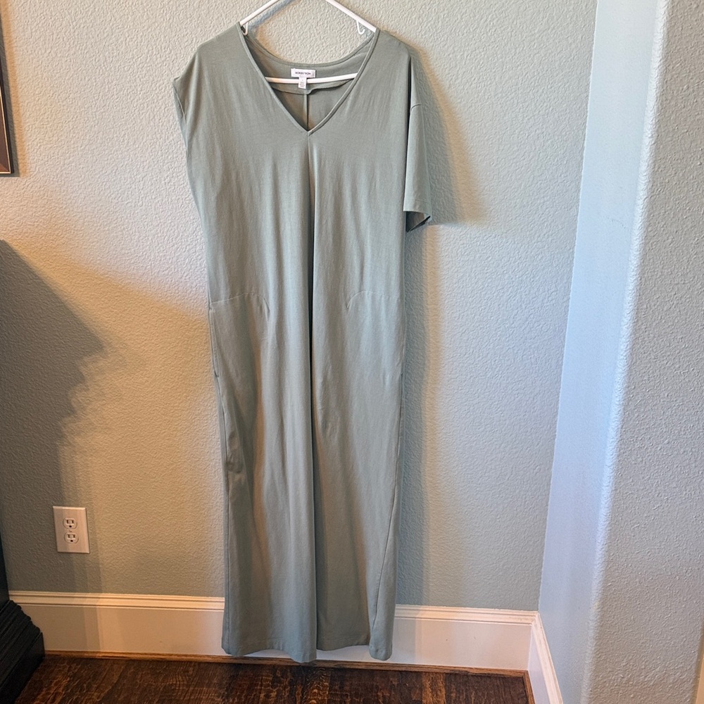 Nordstrom Sage Green V-Neck Maxi Dress
